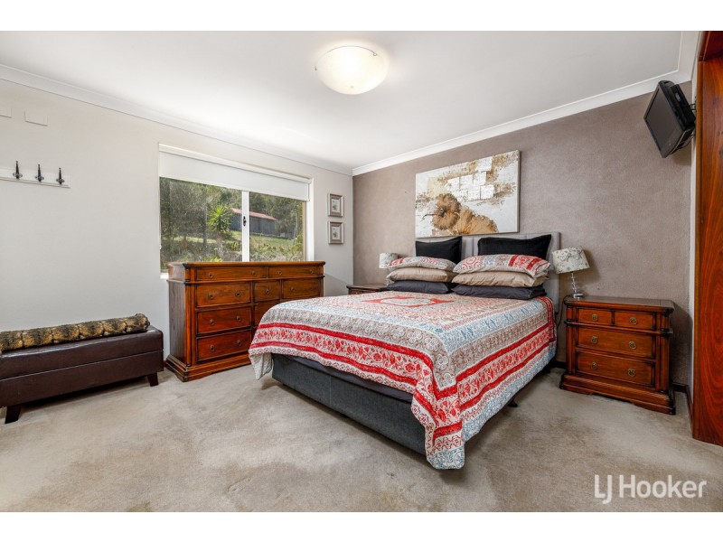 8 Maynard Parade, Gelorup WA 6230