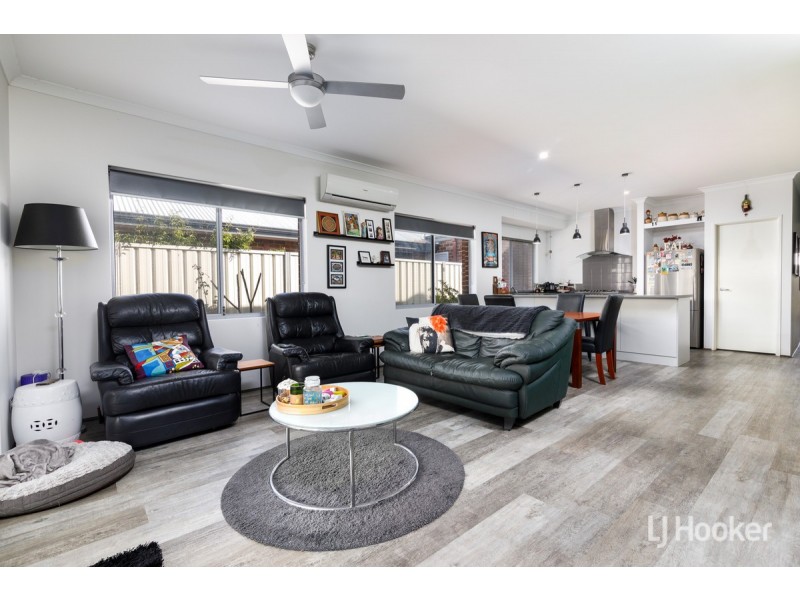 6 Coppin Place, Australind WA 6233