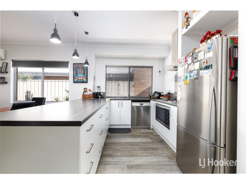 6 Coppin Place, Australind WA 6233