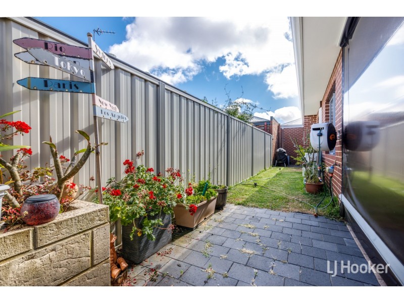 6 Coppin Place, Australind WA 6233