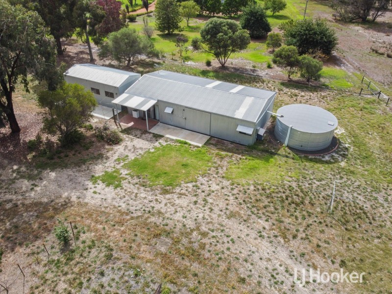 8 Jones Street, Yabberup WA 6239