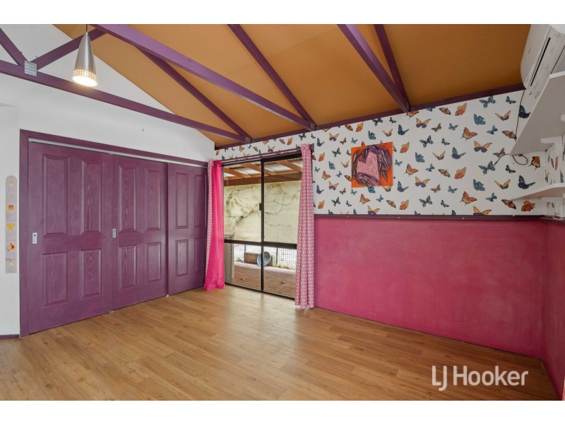 8 Jones Street, Yabberup WA 6239