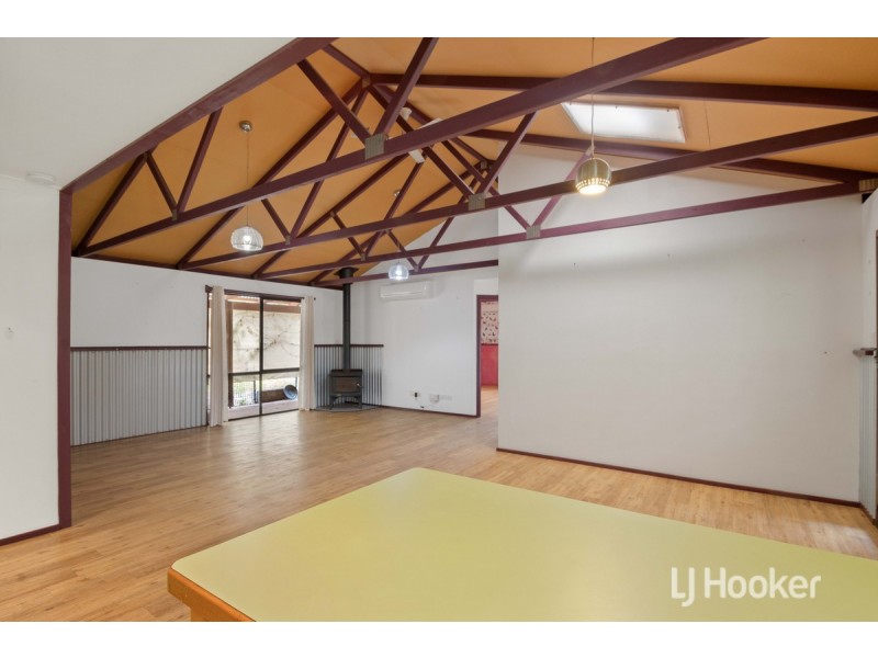 8 Jones Street, Yabberup WA 6239