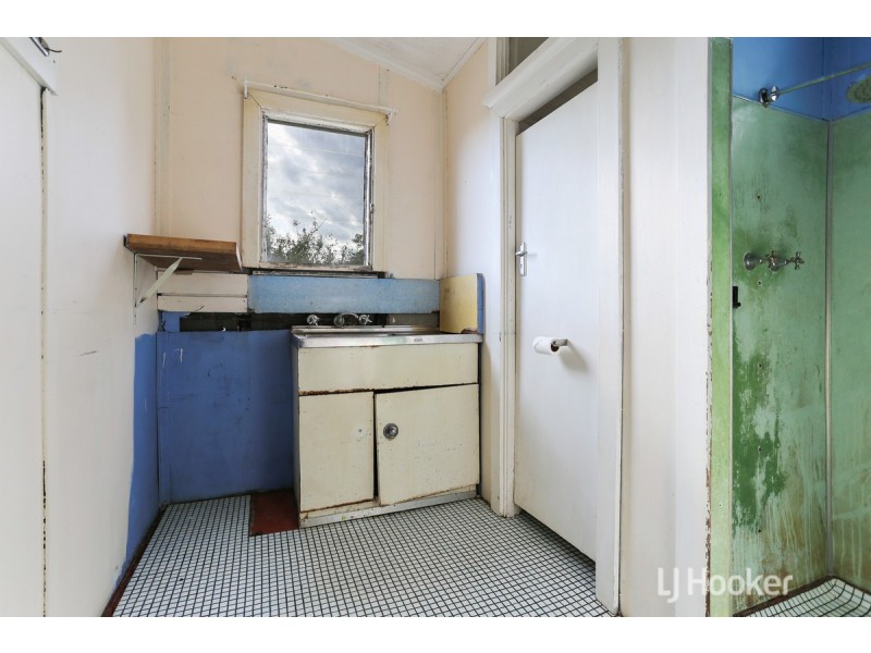 22 Hutton Street, Collie WA 6225