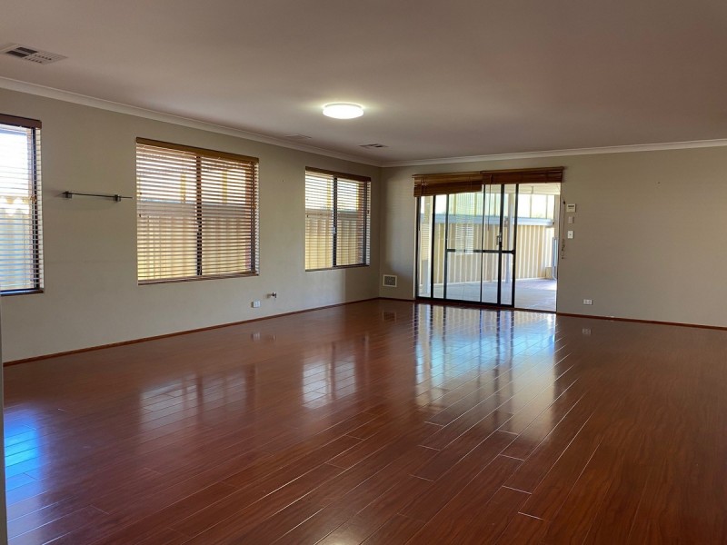 12 Carnegie Street, Dalyellup WA 6230