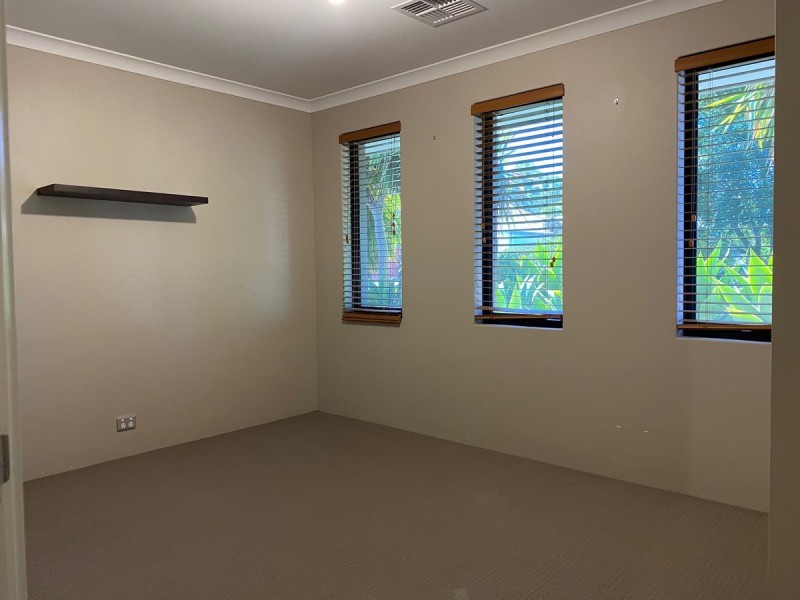 12 Carnegie Street, Dalyellup WA 6230