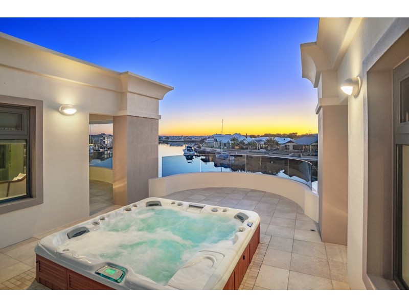 61 Lanyard Boulevard, Geographe WA 6280