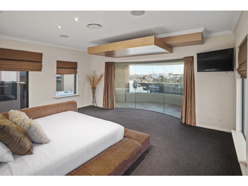 61 Lanyard Boulevard, Geographe WA 6280