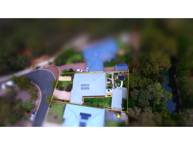 94 Santons Approach, Yalyalup WA 6280