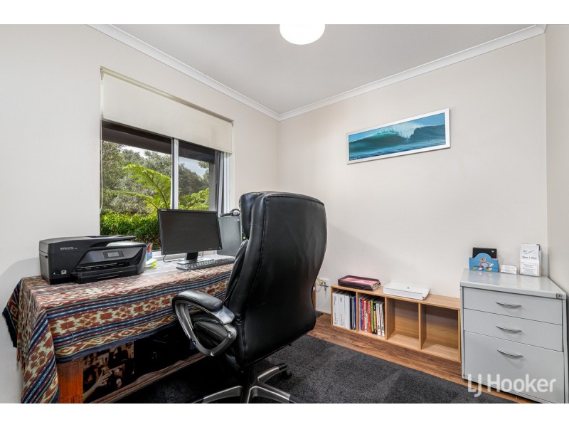 94 Santons Approach, Yalyalup WA 6280