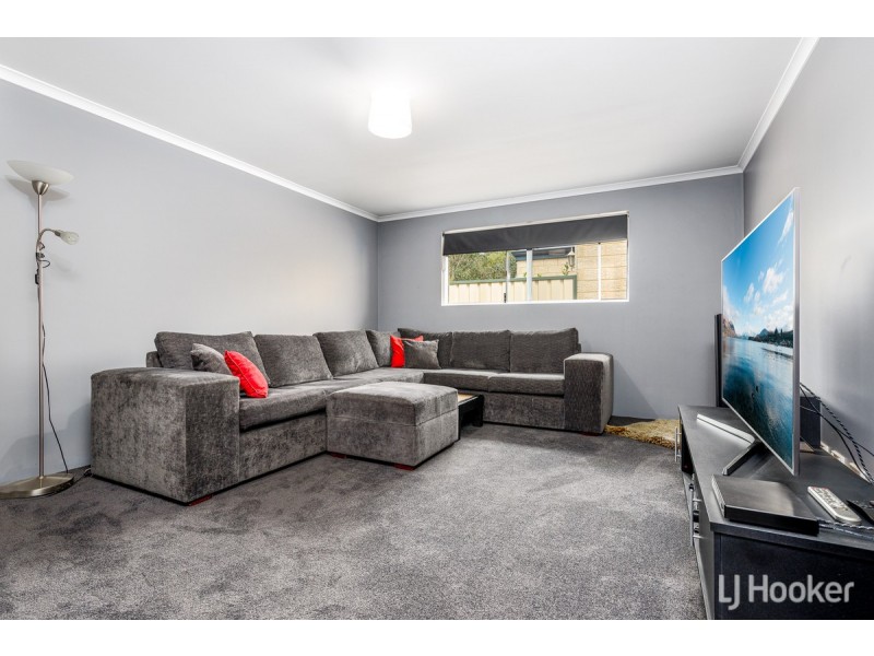 94 Santons Approach, Yalyalup WA 6280