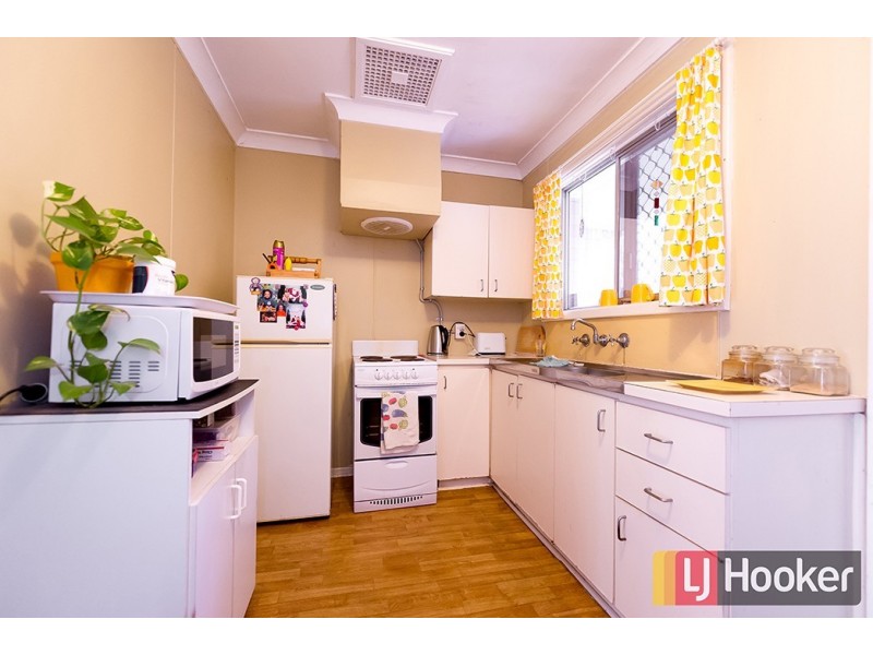16e Stallard Place, Withers WA 6230