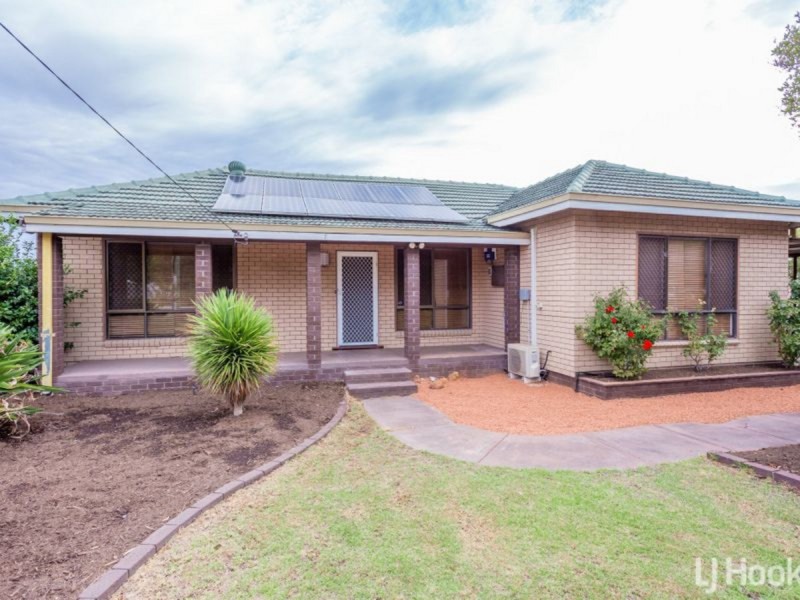 3 Elouera Street, Collie WA 6225