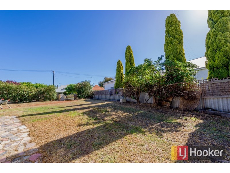 88 Beach Road, Bunbury WA 6230