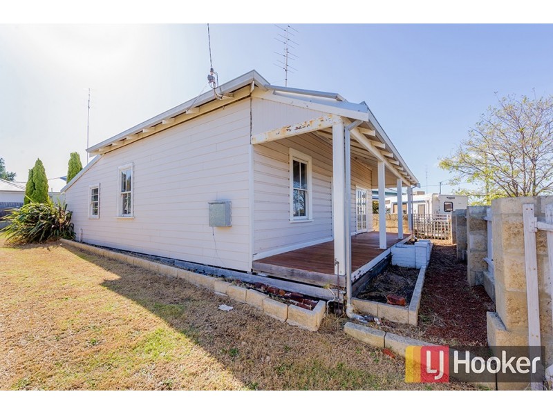 88 Beach Road, Bunbury WA 6230