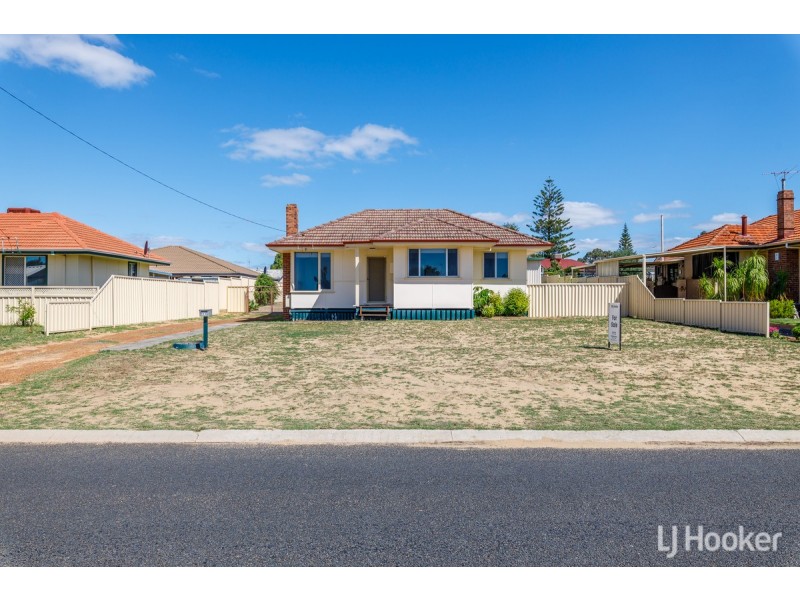 43 Hands Avenue, Carey Park WA 6230