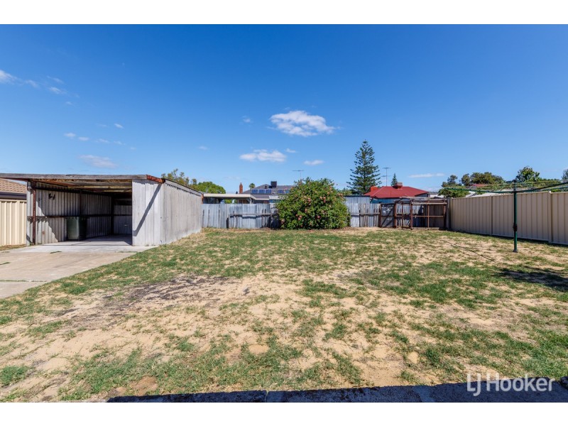 43 Hands Avenue, Carey Park WA 6230