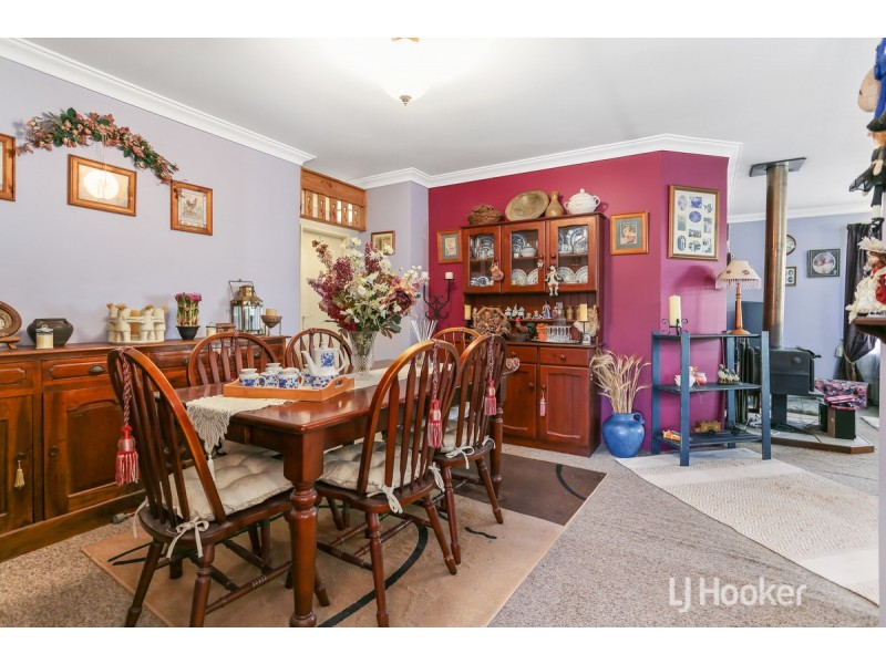 1 Sunburst Grove, Collie WA 6225