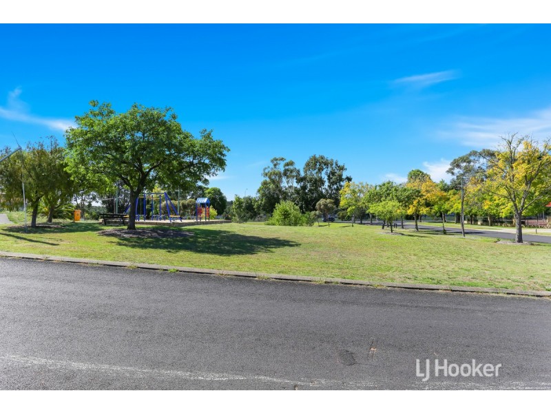 1 Sunburst Grove, Collie WA 6225