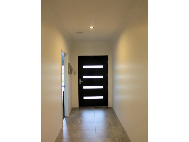 81 The Boulevard, Australind WA 6233