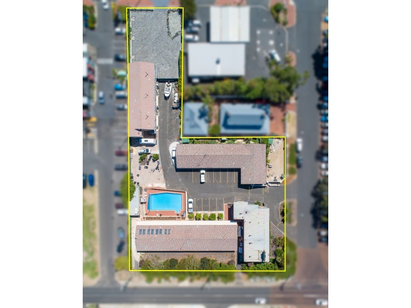 6 Pries Avenue, Busselton WA 6280