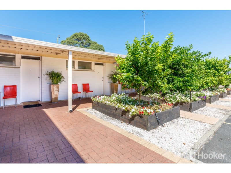 6 Pries Avenue, Busselton WA 6280