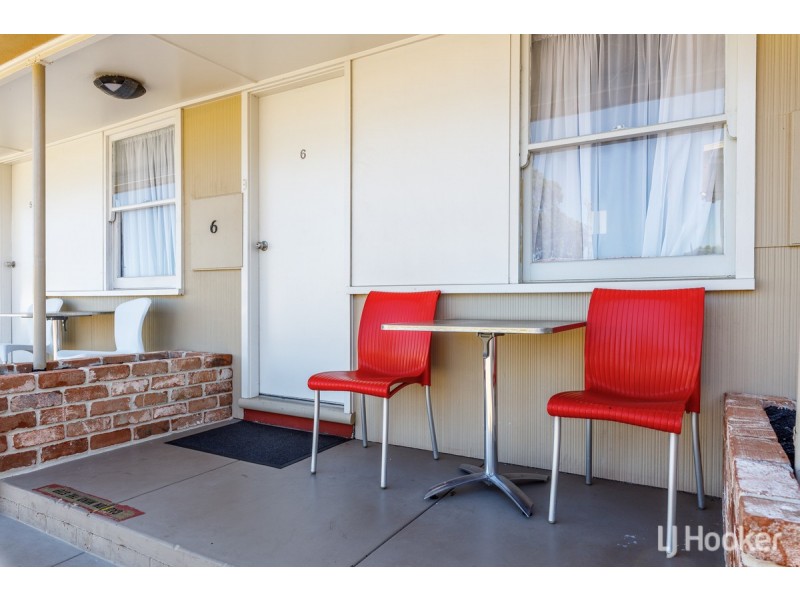 6 Pries Avenue, Busselton WA 6280