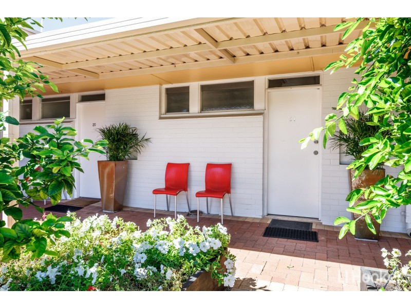 6 Pries Avenue, Busselton WA 6280