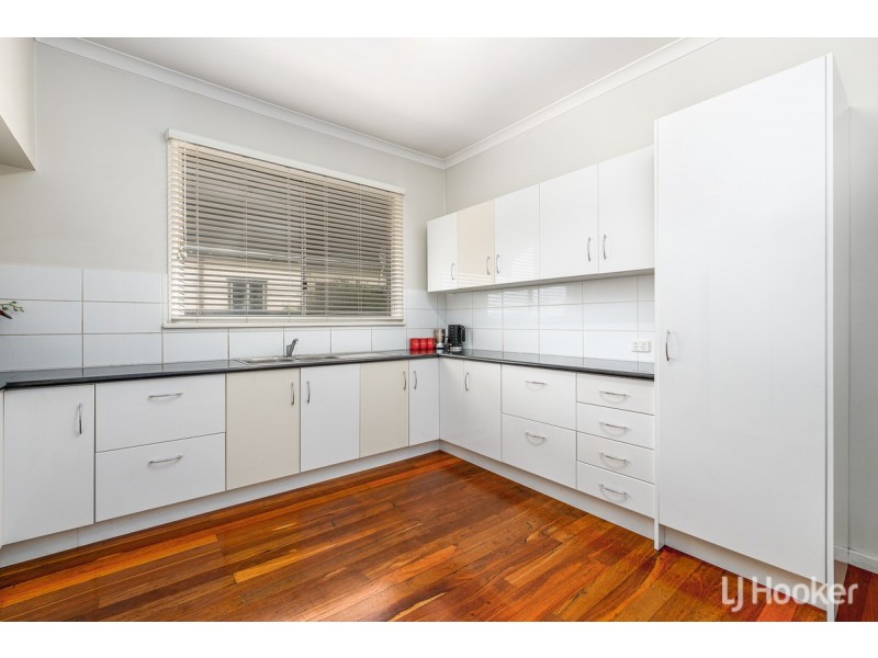 6 Swanstone Street, Collie WA 6225