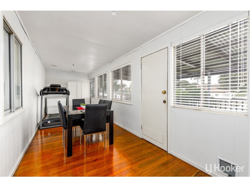 6 Swanstone Street, Collie WA 6225