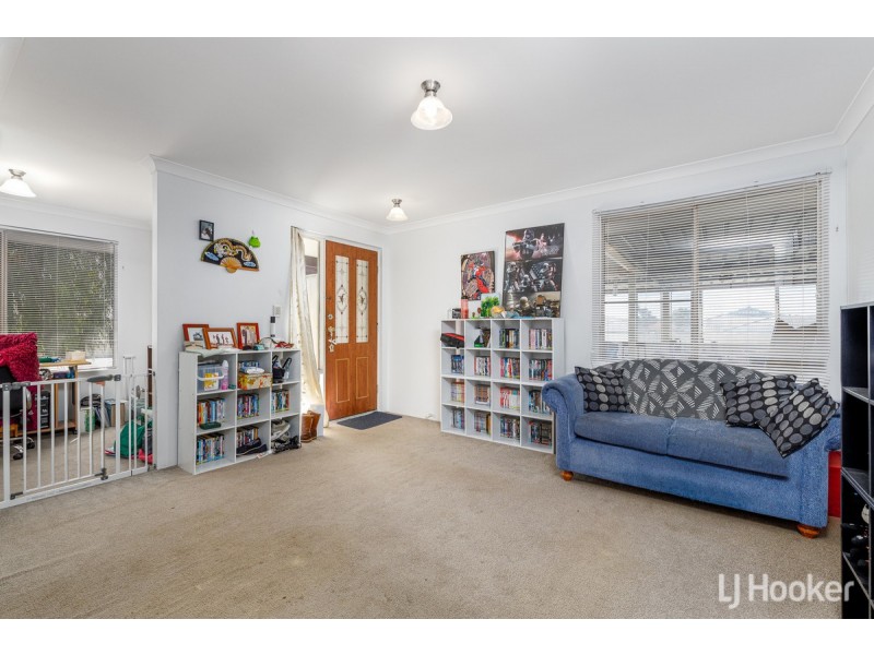 1 Nowland Court, Usher WA 6230