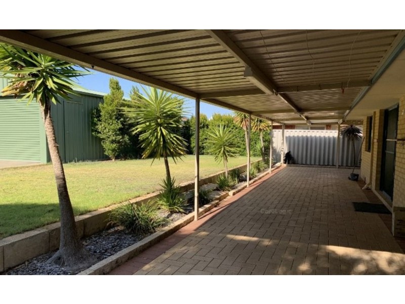 2 Clematis Lane, Glen Iris WA 6230