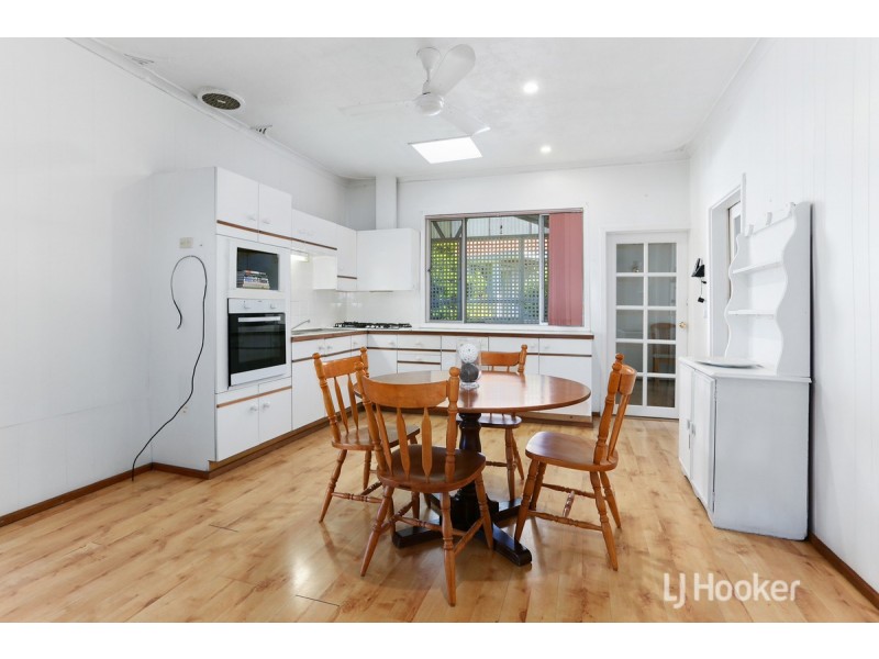 74 Swanstone Street, Collie WA 6225