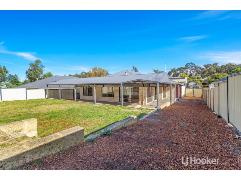 14 Irwin Street, Collie WA 6225