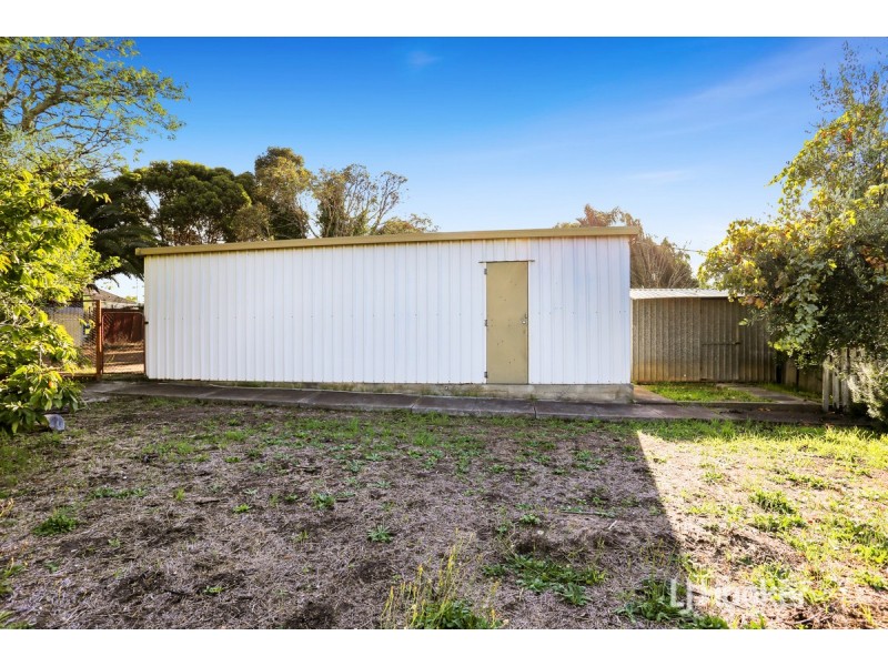 41 Roberts Street, Collie WA 6225