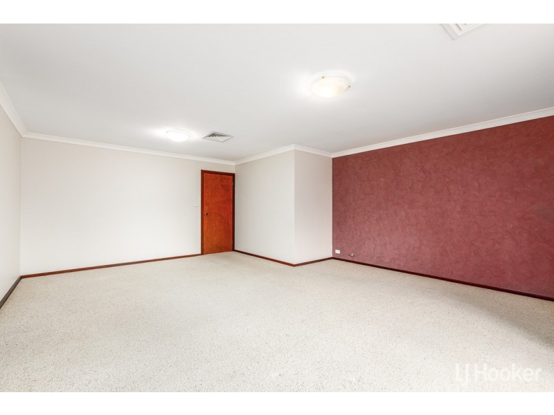 8 Headland Road, Leschenault WA 6233