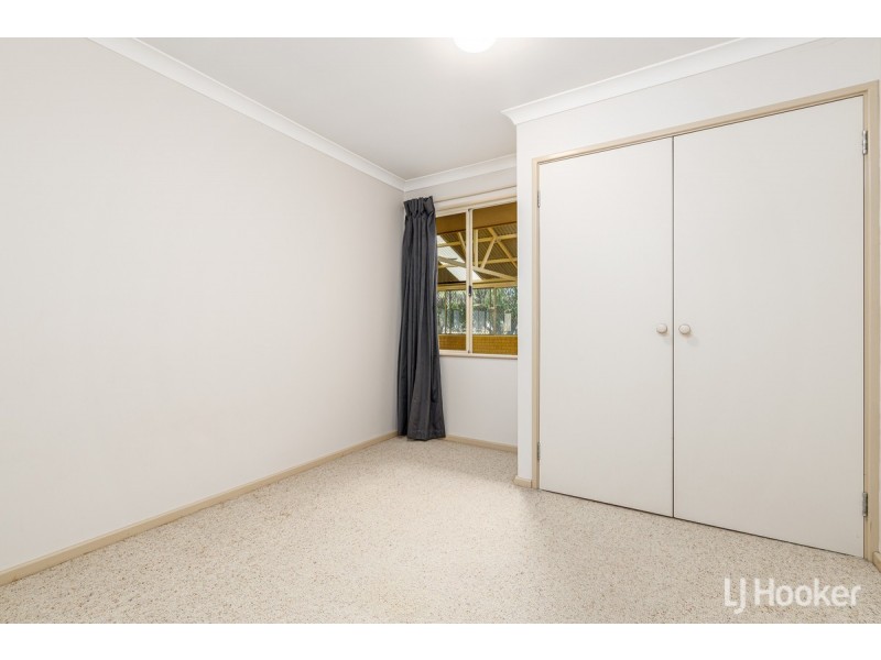 8 Headland Road, Leschenault WA 6233
