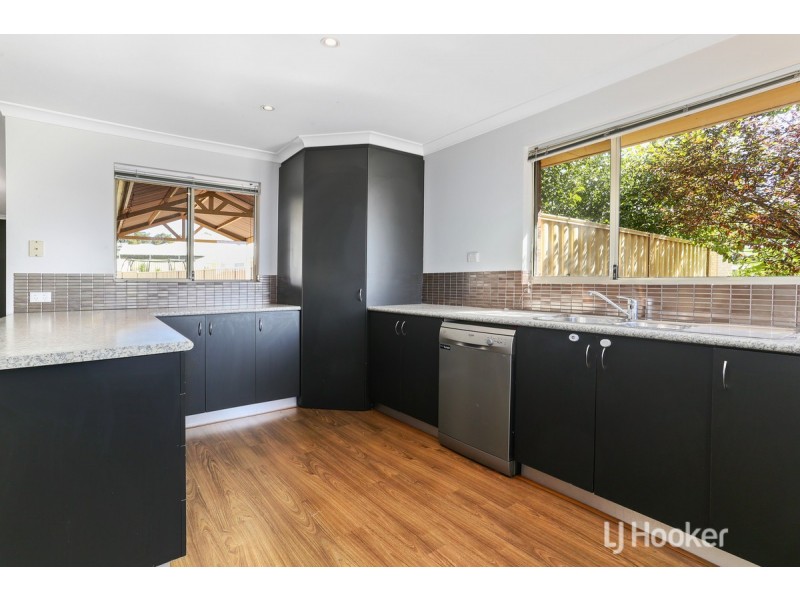 10 Jacaranda Loop, Collie WA 6225