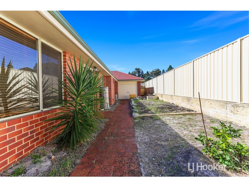 10 Jacaranda Loop, Collie WA 6225