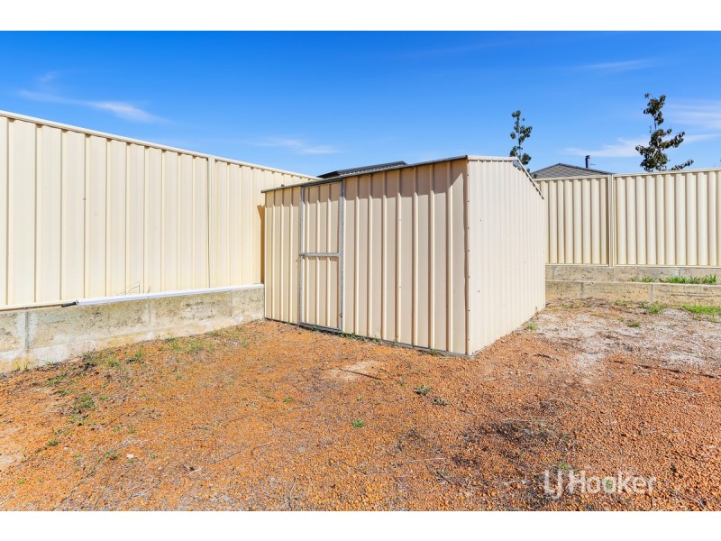10 Jacaranda Loop, Collie WA 6225