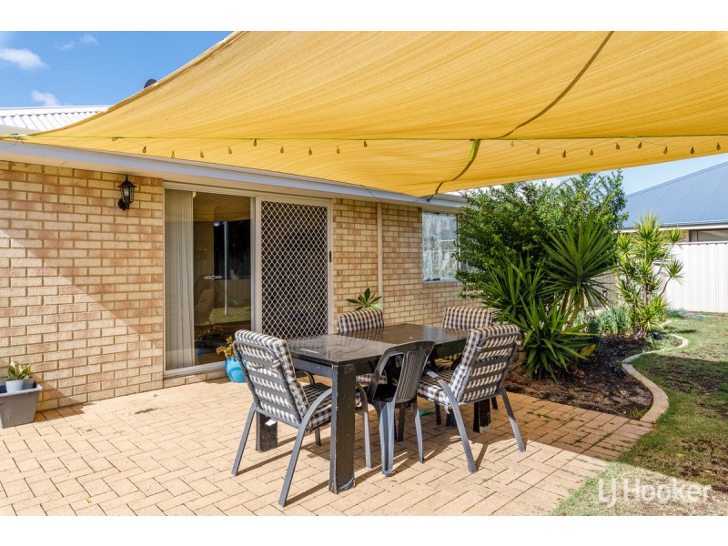 16 Grandite Fairway, Australind WA 6233