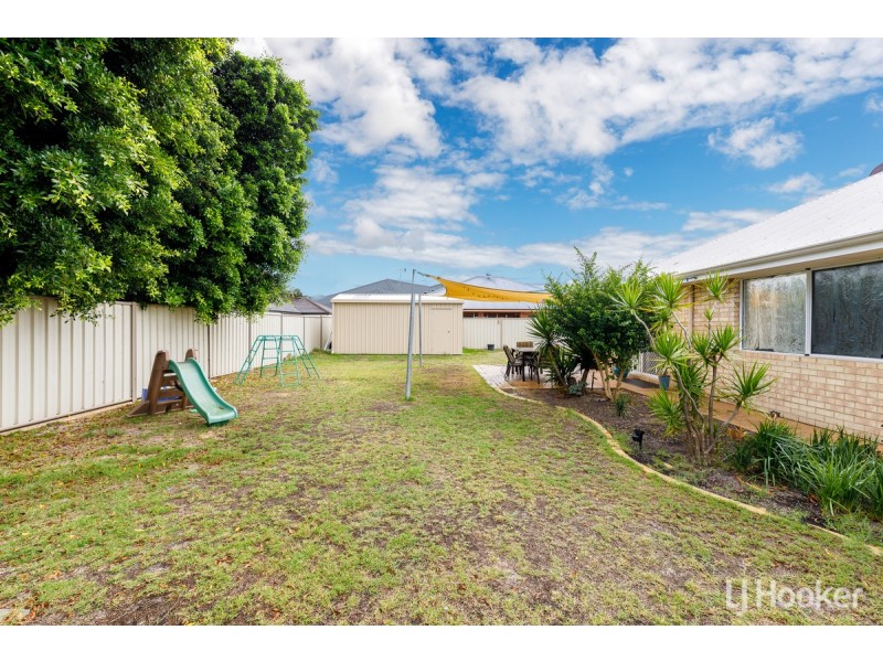 16 Grandite Fairway, Australind WA 6233