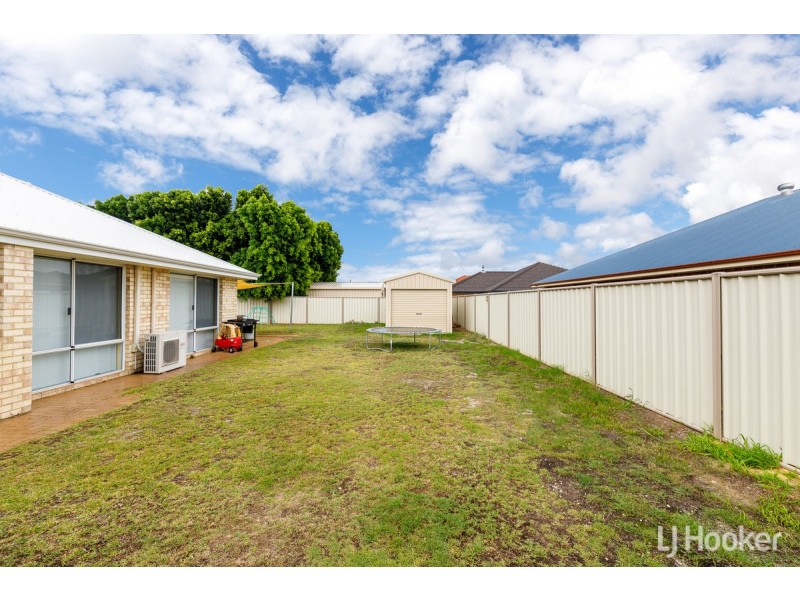 16 Grandite Fairway, Australind WA 6233