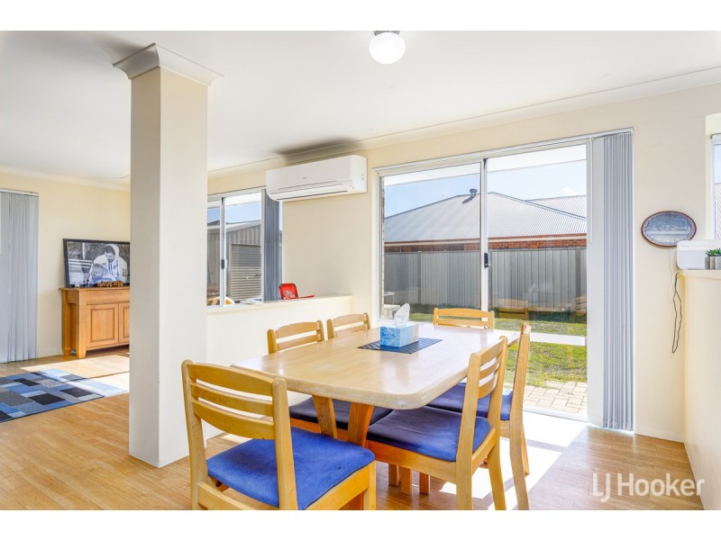 16 Grandite Fairway, Australind WA 6233