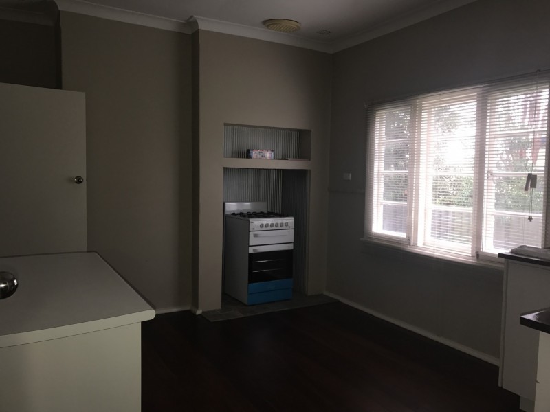 16 Woodrow Street, Carey Park WA 6230