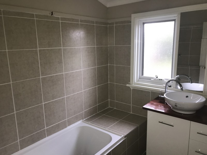 16 Woodrow Street, Carey Park WA 6230