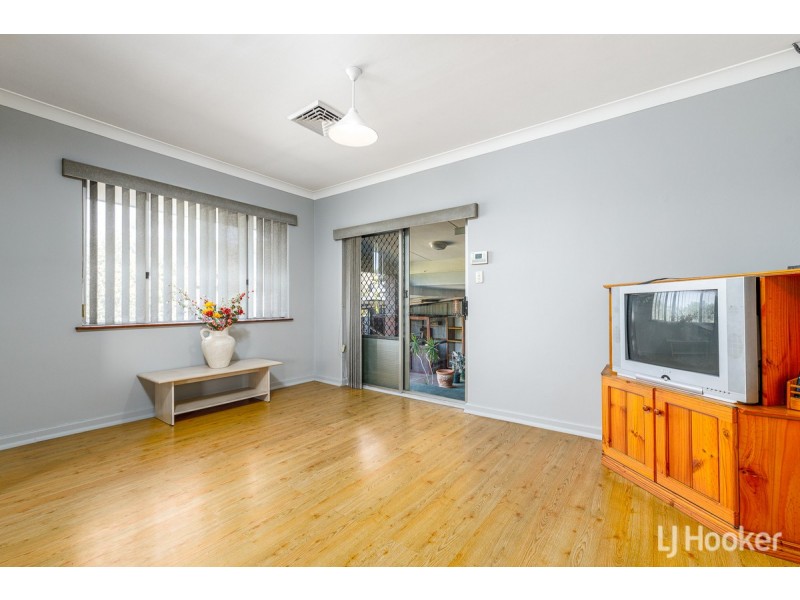 39 Roberts Street, Collie WA 6225