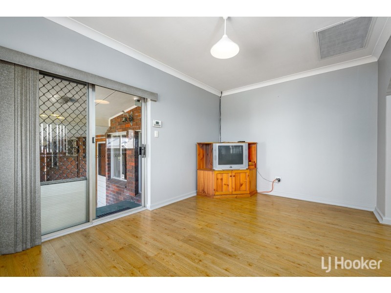 39 Roberts Street, Collie WA 6225