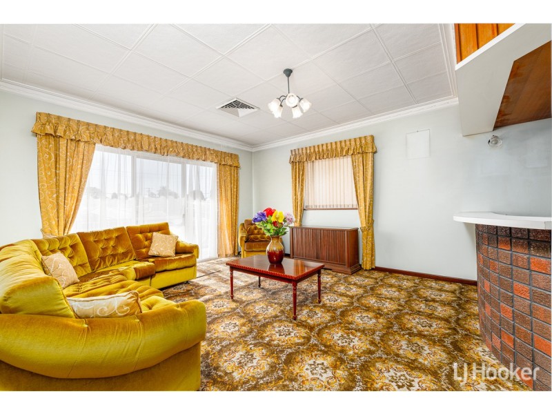 39 Roberts Street, Collie WA 6225