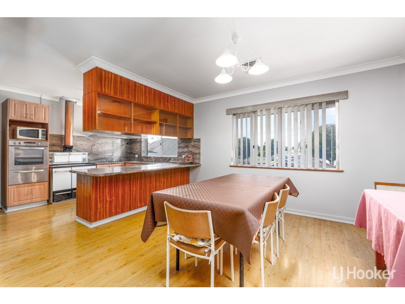 39 Roberts Street, Collie WA 6225